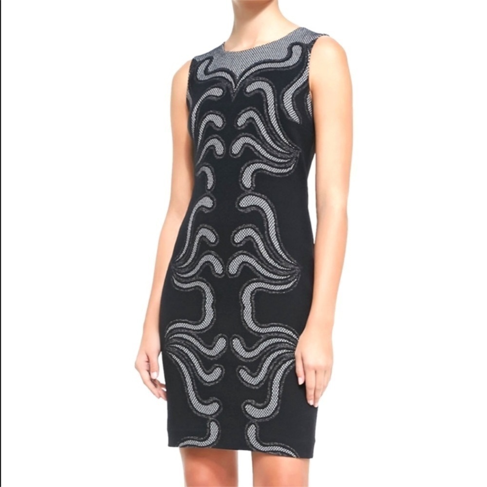 DIANE VON FURSTENBERG black Stagewave sleeveless sheath dress